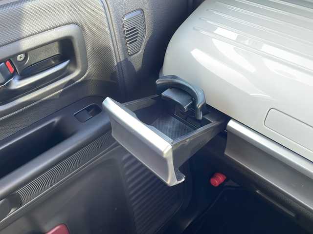 マツダ フレアワゴン ハイブリッド XS 岩手県 2018(平30)年 1.6万km ピュアホワイトP 4WD/社外オーディオ(CD/USB/AUX/ラジオ)/衝突被害軽減ブレーキ/車線逸脱警報機能/コーナーセンサー/横滑り防止機能/アイドリングストップ/両側パワースライドドア/前方ドライブレコーダー/プッシュスタート/スマートキー(×2)/純正フロアマット/社外14inアルミホイール/電動格納ミラー/ドアバイザー/保証書