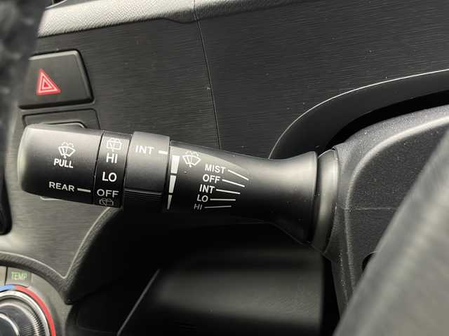 トヨタ アクア G 宮崎県 2012(平24)年 5.6万km ブラックマイカ 純正メモリーナビ　NHZD-W62G/(CD/DVD/Bluetooth/フルセグTV)/プッシュスタート/オートHIDライト/フォグライト/ヘッドライトウォッシャー/ETC/純正15インチアルミホイール