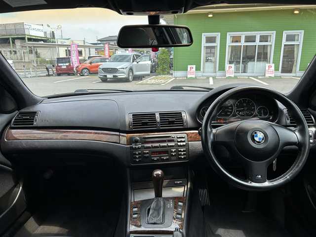 ＢＭＷ ３３０ｉ 千葉県 2004(平16)年 11.3万km ミスティックブルーM 純正オーディオ/AAC/MTモード付きAT/革巻きステアリング/電格ミラー/純Fマット/パワーシート/HIDヘッドライト
