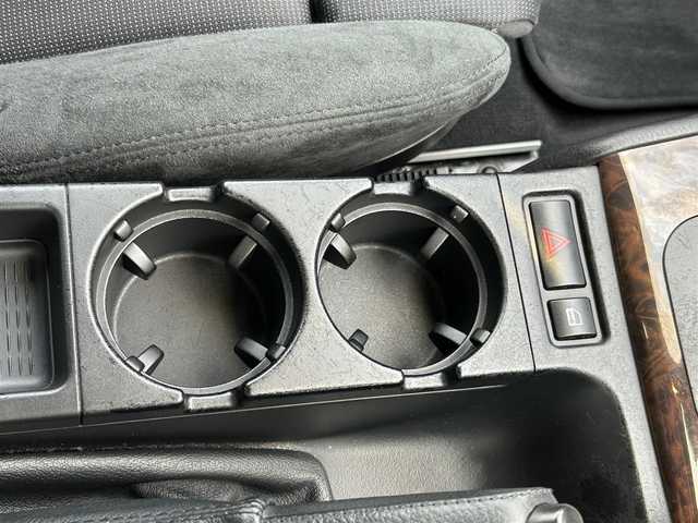 ＢＭＷ ３３０ｉ 千葉県 2004(平16)年 11.3万km ミスティックブルーM 純正オーディオ/AAC/MTモード付きAT/革巻きステアリング/電格ミラー/純Fマット/パワーシート/HIDヘッドライト