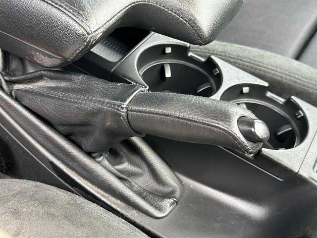 ＢＭＷ ３３０ｉ 千葉県 2004(平16)年 11.3万km ミスティックブルーM 純正オーディオ/AAC/MTモード付きAT/革巻きステアリング/電格ミラー/純Fマット/パワーシート/HIDヘッドライト