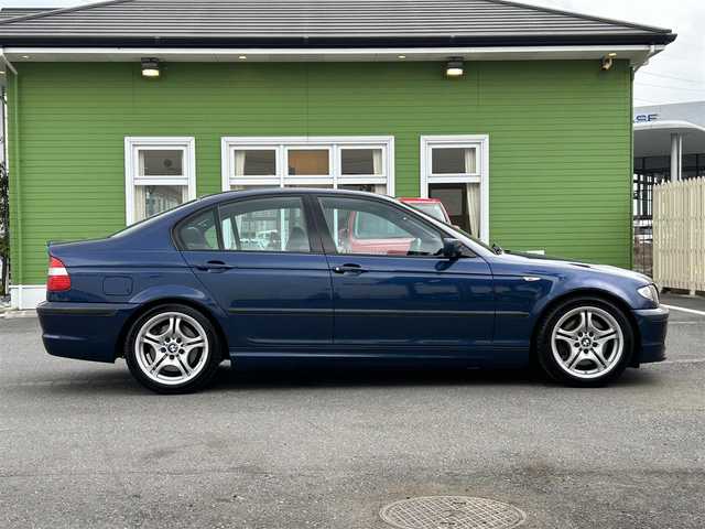 ＢＭＷ ３３０ｉ 千葉県 2004(平16)年 11.3万km ミスティックブルーM 純正オーディオ/AAC/MTモード付きAT/革巻きステアリング/電格ミラー/純Fマット/パワーシート/HIDヘッドライト