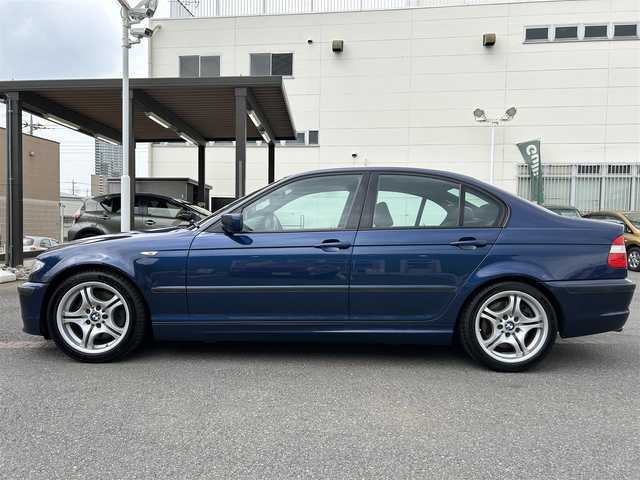 ＢＭＷ ３３０ｉ 千葉県 2004(平16)年 11.3万km ミスティックブルーM 純正オーディオ/AAC/MTモード付きAT/革巻きステアリング/電格ミラー/純Fマット/パワーシート/HIDヘッドライト