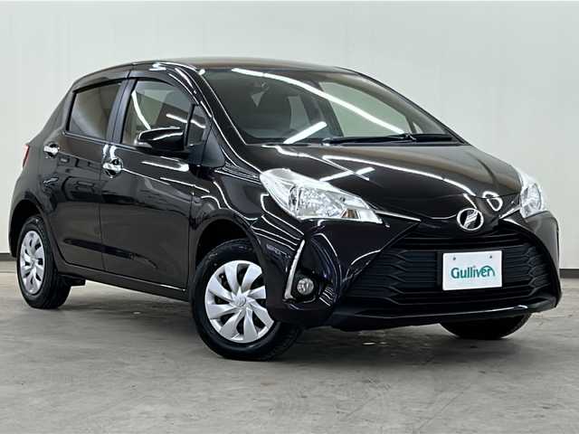 トヨタ ヴィッツ F セーフティエディション 道央・札幌 2018(平30)年 5.8万km ボルドーマイカメタリック /純正ナビ(NSCD-W66)//フルセグテレビ//ドライブレコーダー//寒冷地仕様//エンジンスターター//センターデフロック//バックカメラ//Bluetooth接続//バックカメラ//衝突被害軽減システム//横滑り防止装置//レーンアシスト//4WD//パワーウィンドウ//パワーステアリング//純正LEDヘッドライト//CD//ダブルエアバック