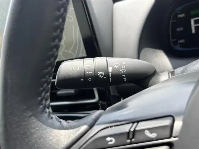 トヨタ アクア Z 福岡県 2022(令4)年 5.3万km クリアベージュメタリック トヨタセーフティセンス/純正ナビ(BT、フルセグ、バックカメラ、AMFM)/前後コーナーセンサー/盗難防止装置/純正ETC/前後ドラレコ/クルーズコントロール(追従あり)/カーテンエアバッグ/オートライト/スマートキー/プッシュスタート/純正フロアマット/社外15インチアルミホイール/LEDライト/ラジアルタイヤ付