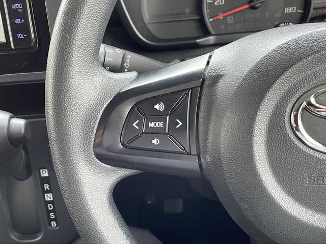 トヨタ ルーミー X 千葉県 2019(令1)年 12.6万km シルバー 純正ナビＮＳＺＴ－Ｗ６８Ｔ　バックカメラ　パワースライドドア　衝突被害軽減システム　フルセグ　レーンアシスト　オートライト　スマートキー　プッシュスタート　アイドリングストップ　横滑り防止