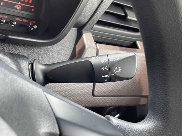 トヨタ ルーミー X 千葉県 2019(令1)年 12.6万km シルバー 純正ナビＮＳＺＴ－Ｗ６８Ｔ　バックカメラ　パワースライドドア　衝突被害軽減システム　フルセグ　レーンアシスト　オートライト　スマートキー　プッシュスタート　アイドリングストップ　横滑り防止