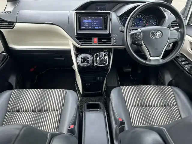 トヨタ ノア ハイブリッド Si ダブルバイビーⅡ 岡山県 2020(令2)年 6.8万km ホワイトパールクリスタルシャイン 純正ナビ　/Bカメラ　/衝突軽減　/両側パワースライドドア　/セーフティセンス　/レーンキープ　/クルーズコントロール　/シートヒーター　/クリアランスソナー　/横滑り防止　/ドラレコ　/Bluetooth　/ETC　/コーナーセンサー