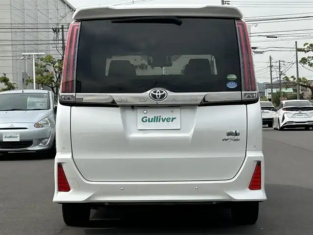 トヨタ ノア ハイブリッド Si ダブルバイビーⅡ 岡山県 2020(令2)年 6.8万km ホワイトパールクリスタルシャイン 純正ナビ　/Bカメラ　/衝突軽減　/両側パワースライドドア　/セーフティセンス　/レーンキープ　/クルーズコントロール　/シートヒーター　/クリアランスソナー　/横滑り防止　/ドラレコ　/Bluetooth　/ETC　/コーナーセンサー