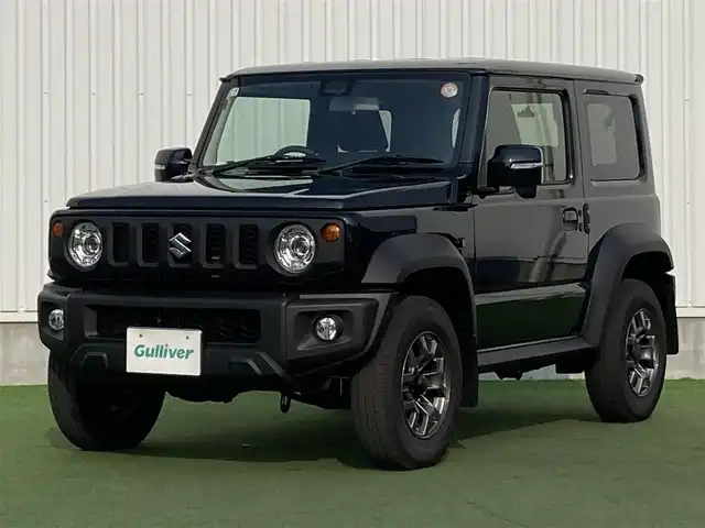 スズキ ジムニー シエラ JC 香川県 2025(令7)年 0.2万km ブルーイッシュブラックパール3 登録時走行距離：1505km/パナソニックナビ/　CD DVD BT フルセグTV/バックカメラ/クルーズコントロール/ダウンヒルアシストコントロール/衝突被害軽減装置/レーンキープアシスト/クリアランスソナー/LEDヘッドライト/オートライト/フォグランプ/ヘッドライトウォッシャー/横滑り防止装置/アイドリングストップ/シートヒーター/ビルトインETC/ドライブレコーダー/革巻きステアリング/ステアリングスイッチ/プッシュスタート/スマートキー