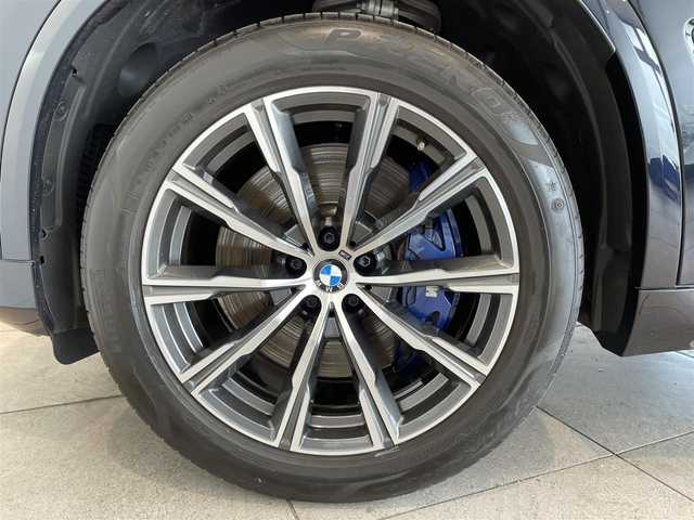 ＢＭＷ Ｘ５ xDrive 35d Mスポーツ 愛知県 2020(令2)年 1.2万km 紺 パノラミックＳ／Ｒ　/ＨＵＤ　/ライブコクピット　/コンフォートアクセス　/アンビエントエアー　/純正ナビ　/Ｂｌｕｅｔｏｏｔｈ　/３６０度カメラ　/フルセグＴＶ　/ミラーリンク　/ＡＣＣ　/ＬＫＡ　/BSM/ワイヤレス充電/ジェスチャーコントロール/インテリジェントセーフティ/パワーバックドア/ETC2.0/ドライブレコーダー/プッシュスタート/ウィンカーミラー/アイドリングストップ