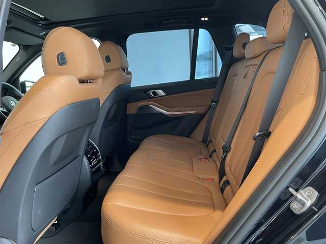 ＢＭＷ Ｘ５ xDrive 35d Mスポーツ 愛知県 2020(令2)年 1.2万km 紺 パノラミックＳ／Ｒ　/ＨＵＤ　/ライブコクピット　/コンフォートアクセス　/アンビエントエアー　/純正ナビ　/Ｂｌｕｅｔｏｏｔｈ　/３６０度カメラ　/フルセグＴＶ　/ミラーリンク　/ＡＣＣ　/ＬＫＡ　/BSM/ワイヤレス充電/ジェスチャーコントロール/インテリジェントセーフティ/パワーバックドア/ETC2.0/ドライブレコーダー/プッシュスタート/ウィンカーミラー/アイドリングストップ