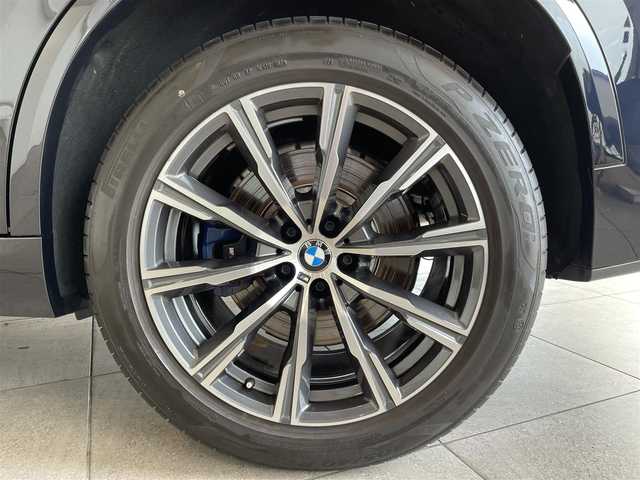 ＢＭＷ Ｘ５ xDrive 35d Mスポーツ 愛知県 2020(令2)年 1.2万km 紺 パノラミックＳ／Ｒ　/ＨＵＤ　/ライブコクピット　/コンフォートアクセス　/アンビエントエアー　/純正ナビ　/Ｂｌｕｅｔｏｏｔｈ　/３６０度カメラ　/フルセグＴＶ　/ミラーリンク　/ＡＣＣ　/ＬＫＡ　/BSM/ワイヤレス充電/ジェスチャーコントロール/インテリジェントセーフティ/パワーバックドア/ETC2.0/ドライブレコーダー/プッシュスタート/ウィンカーミラー/アイドリングストップ