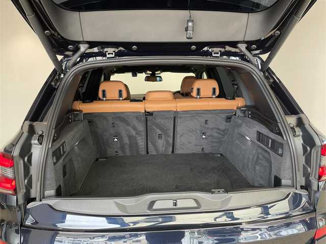 ＢＭＷ Ｘ５ xDrive 35d Mスポーツ 愛知県 2020(令2)年 1.2万km 紺 パノラミックＳ／Ｒ　/ＨＵＤ　/ライブコクピット　/コンフォートアクセス　/アンビエントエアー　/純正ナビ　/Ｂｌｕｅｔｏｏｔｈ　/３６０度カメラ　/フルセグＴＶ　/ミラーリンク　/ＡＣＣ　/ＬＫＡ　/BSM/ワイヤレス充電/ジェスチャーコントロール/インテリジェントセーフティ/パワーバックドア/ETC2.0/ドライブレコーダー/プッシュスタート/ウィンカーミラー/アイドリングストップ