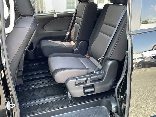 日産 セレナ ハイウェイスター V 東京都 2020(令2)年 6万km ダイヤモンドブラック セーフティーパックB/取扱説明書/社外SDナビ/（BT/AM/FM/フルセグ）/アランドビューモニター　ETC/ドライブレコーダー/プロパイロット/車線逸脱防止/後側方衝突防止支援/エマージェンシーブレーキ/ブラインドスポットモニター/両側パワースライドドア/LEDヘッドライト/純正16インチアルミ