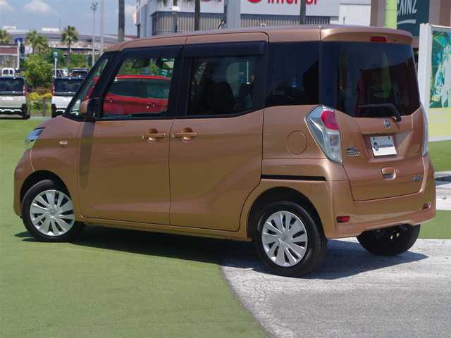 日産 デイズ ルークス X 千葉県 2016(平28)年 0.3万km ピンクゴールドM エマージェンシーブレーキ/左パワースライドドア/右イージークローザードア/純正SDナビ/地デジTV/【DVD/CD再生機能】/アラウンドビューモニター/フリップダウンモニター/ステアリングスイッチ/インテリジェントキー