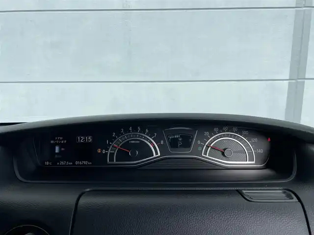 ホンダ Ｎ ＢＯＸ カスタム L 千葉県 2022(令4)年 1.7万km プレミアムサンライトホワイトパール 純正ナビ/（SD/DVD/ワンセグTV/Bluetooth/iPod/USB/AUX）/バックカメラ/エアロ/（サイド・リアスポイラー）/コーナーセンサー/ビルトインETC/片側パワースライドドア/シートヒーター/フロントフォグランプ/ドアバイザー/オートライト/LEDヘッドライト/横滑り防止装置/スマートキー/プッシュスタート/アイドリングストップ/ステアリングスイッチ/電動格納ミラー/純正アルミホイール/純正フロアマット