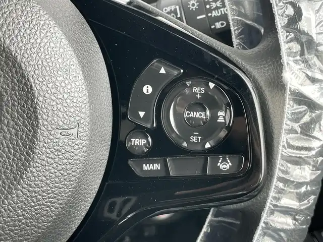 ホンダ Ｎ ＢＯＸ カスタム L 千葉県 2022(令4)年 1.7万km プレミアムサンライトホワイトパール 純正ナビ/（SD/DVD/ワンセグTV/Bluetooth/iPod/USB/AUX）/バックカメラ/エアロ/（サイド・リアスポイラー）/コーナーセンサー/ビルトインETC/片側パワースライドドア/シートヒーター/フロントフォグランプ/ドアバイザー/オートライト/LEDヘッドライト/横滑り防止装置/スマートキー/プッシュスタート/アイドリングストップ/ステアリングスイッチ/電動格納ミラー/純正アルミホイール/純正フロアマット