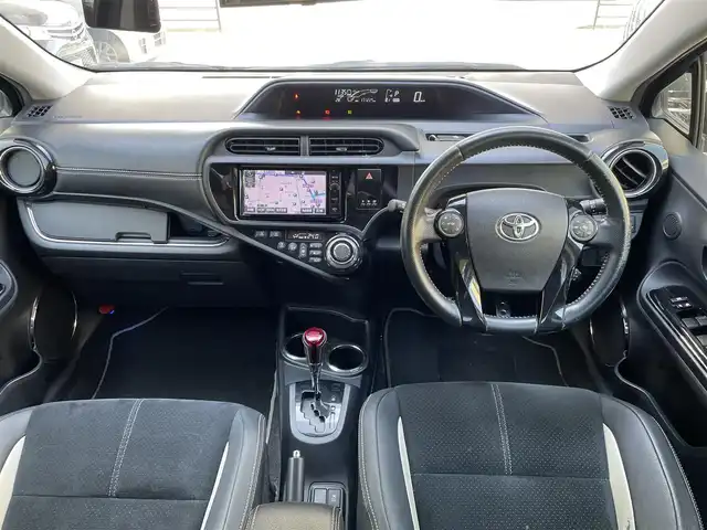 トヨタ アクア G G’s 福岡県 2015(平27)年 17.2万km ブラックマイカ 純正ナビ/（AM/FM/CD/DVD/SD/Bluetooth/ワンセグTV）/クルーズコントロール/横滑り防止/ビルドインETC/純正フロアマット/純正アルミホイール/ドライブレコーダー前/オートライト/フォグランプ/電格ミラー/ECOモード/EVモード/保証書/取扱説明書/スペアキー×１/プッシュスタート