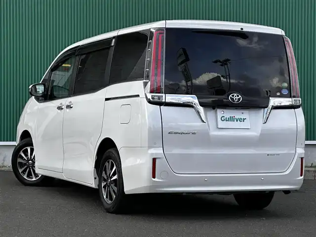 トヨタ エスクァイア Gi 宮城県 2019(令1)年 2.9万km ホワイトパールクリスタルシャイン セーフティセンスC/・プリクラッシュセーフティ/・レーンディパーチャーアラート/・オートマチックハイビーム/先行車発進告知機能/インテリジェントクリアランスソナー/純正12インチフリップダウンモニター（V12T-R68C）/純正9インチナビ（NSZT-Y68T）/・CD/DVD/・Bluetooth/・フルセグTV/バックカメラ/ビルトインETC/ドライブレコーダー/両側パワースライドドア/合皮シート/シートヒーター/ウッドコンビステアリング/ステアリングスイッチ/クルーズコントロール/LEDヘッドランプ/フォグランプ/オートライト/スマートキー＆プッシュスタート/スペアキー/電動格納ミラー/純正15インチAW/純正ドアバイザー/フロアマット/Wエアバッグ