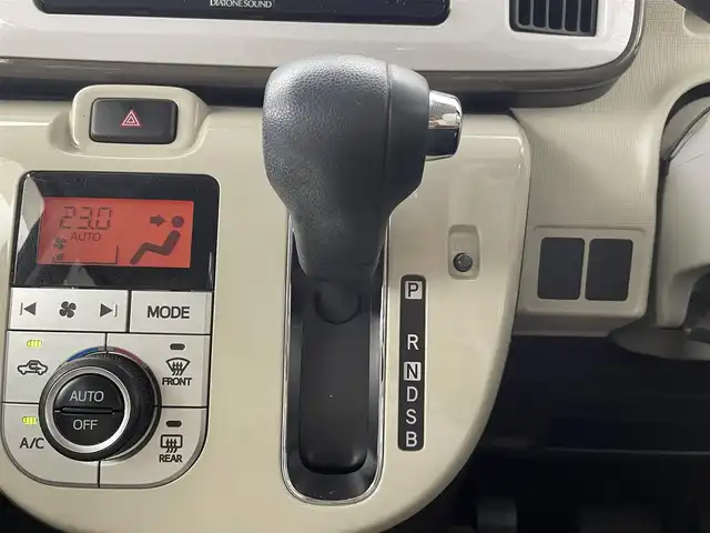 ダイハツ ムーヴ キャンバス X LTD メイクアップ SA Ⅲ 群馬県 2017(平29)年 8万km パールホワイトⅢ 禁煙車　純正ナビ　Ｂｌｕｅｔｏｏｔｈ接続　フルセグ　バックカメラ　両側パワースライドドア　衝突軽減システム　オートマチックハイビーム　横滑り防止装置　アイドリングストップ　ステアリングスイッチ　フォグ