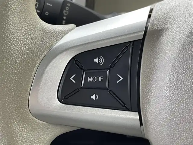 ダイハツ ムーヴ キャンバス X LTD メイクアップ SA Ⅲ 群馬県 2017(平29)年 8万km パールホワイトⅢ 禁煙車　純正ナビ　Ｂｌｕｅｔｏｏｔｈ接続　フルセグ　バックカメラ　両側パワースライドドア　衝突軽減システム　オートマチックハイビーム　横滑り防止装置　アイドリングストップ　ステアリングスイッチ　フォグ