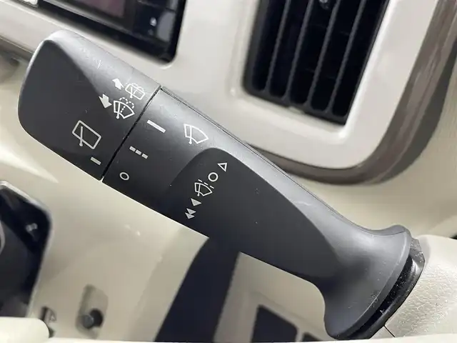 ダイハツ ムーヴ キャンバス X LTD メイクアップ SA Ⅲ 群馬県 2017(平29)年 8万km パールホワイトⅢ 禁煙車　純正ナビ　Ｂｌｕｅｔｏｏｔｈ接続　フルセグ　バックカメラ　両側パワースライドドア　衝突軽減システム　オートマチックハイビーム　横滑り防止装置　アイドリングストップ　ステアリングスイッチ　フォグ