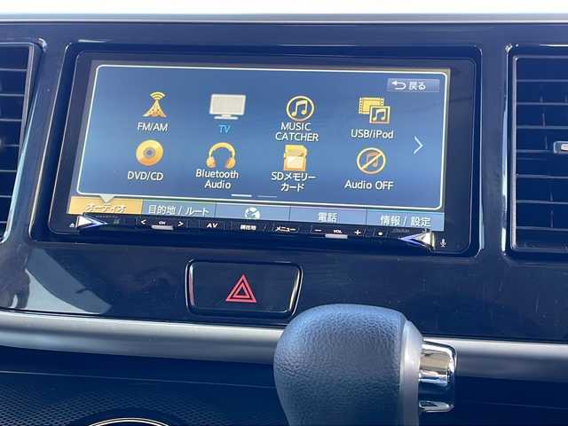 日産 デイズ ルークス ライダーGターボ 青森県 2018(平30)年 9.6万km ホワイトパール 4WD・ターボ/SDナビ・フルセグTV/CD・DVD・Bluetooth・SD/アラウンドビューモニター/両側パワースライドドア/エマージェンシーブレーキ/クルーズコントロール/ハイビームアシスト/前方ドライブレコーダー/運転席シートヒーター/ETC/シートバックテーブル/リアシーリングファン/後席サンシェード/LEDヘッドライト/フォグランプ/純正専用15インチアルミ