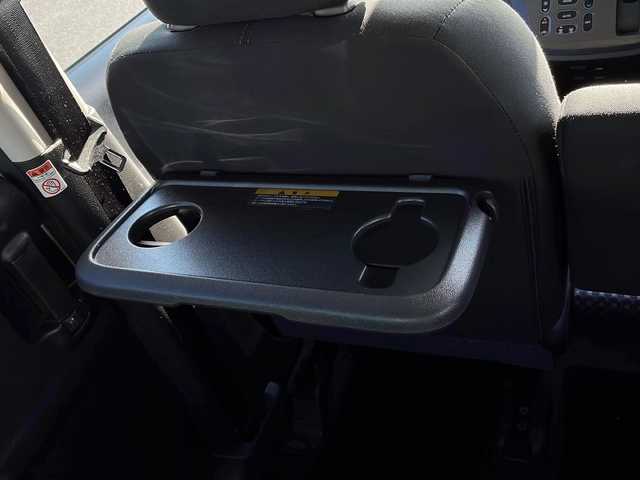 日産 デイズ ルークス ライダーGターボ 青森県 2018(平30)年 9.6万km ホワイトパール 4WD・ターボ/SDナビ・フルセグTV/CD・DVD・Bluetooth・SD/アラウンドビューモニター/両側パワースライドドア/エマージェンシーブレーキ/クルーズコントロール/ハイビームアシスト/前方ドライブレコーダー/運転席シートヒーター/ETC/シートバックテーブル/リアシーリングファン/後席サンシェード/LEDヘッドライト/フォグランプ/純正専用15インチアルミ