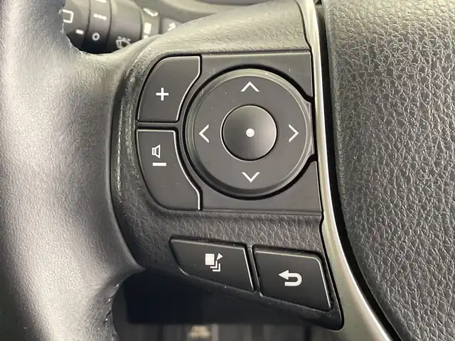 トヨタ ヴォクシー ハイブリッド ZS 煌Ⅲ 栃木県 2021(令3)年 1.6万km イナズマスパーキングブラックガラスフレーク 社外ナビ/(CD/DVD/フルセグTV/Bluetooth/MSV/SD/USB)/バックカメラ/トヨタセーフティーセンス/・衝突軽減ブレーキ/・車線逸脱警報/・オートマチックハイビーム/・先行車発進告知機能/モデリスタエアロ/前後コーナーセンサー/ETC/360°ドラレコ/両側パワースライドドア/ハーフレザーシート/シートヒーター/禁煙車/オートライト/LEDヘッドライト/横滑り防止装置/フォグランプ/スマートキー/プッシュスタート/ステアリングスイッチ/革巻きステアリング/ウィンカーミラー/電動格納ミラー/純正16インチアルミホイール/社外フロアマット