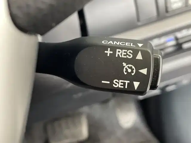 トヨタ ヴォクシー ハイブリッド ZS 煌Ⅲ 栃木県 2021(令3)年 1.6万km イナズマスパーキングブラックガラスフレーク 社外ナビ/(CD/DVD/フルセグTV/Bluetooth/MSV/SD/USB)/バックカメラ/トヨタセーフティーセンス/・衝突軽減ブレーキ/・車線逸脱警報/・オートマチックハイビーム/・先行車発進告知機能/モデリスタエアロ/前後コーナーセンサー/ETC/360°ドラレコ/両側パワースライドドア/ハーフレザーシート/シートヒーター/禁煙車/オートライト/LEDヘッドライト/横滑り防止装置/フォグランプ/スマートキー/プッシュスタート/ステアリングスイッチ/革巻きステアリング/ウィンカーミラー/電動格納ミラー/純正16インチアルミホイール/社外フロアマット