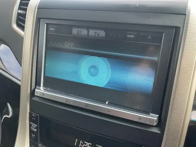 トヨタ アルファード 240S タイプゴールド 青森県 2012(平24)年 12万km ホワイトパールクリスタルシャイン (株)IDOMが運営する【じしゃロン青森店】の自社ローン専用車両になりますこちらは現金、またはオートローンご利用時の価格です。自社ローンご希望の方は別途その旨お申付け下さい。/スマートキー/純正HDDナビ/TV/バックカメラ/ビルトインETC/両側パワースライドドア/パワーバックドア/ハーフレザー/純正フロアマット