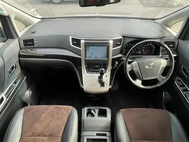 トヨタ アルファード 240S タイプゴールド 青森県 2012(平24)年 12万km ホワイトパールクリスタルシャイン (株)IDOMが運営する【じしゃロン青森店】の自社ローン専用車両になりますこちらは現金、またはオートローンご利用時の価格です。自社ローンご希望の方は別途その旨お申付け下さい。/スマートキー/純正HDDナビ/TV/バックカメラ/ビルトインETC/両側パワースライドドア/パワーバックドア/ハーフレザー/純正フロアマット