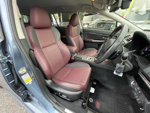 スバル レヴォーグ 1．6STIスポーツアイサイト 千葉県 2018(平30)年 8万km ストームグレーメタリック 専用コンビレザースポーツシート/STiマフラー/純正ダイアトーン8インチナビ/・CD/DVD/MSV/Bluetooth/フルセグTV/フロント/サイド/バックカメラ/アイサイト/・プリクラッシュセーフティー/・レーンキープアシスト/・アダプティブクルーズコントロール/アイサイトセイフティプラス/・ブラインドスポットモニター/・ハイビームアシスト/・スマートリヤビューモニター/前席パワーシート/前席シートヒーター/スマートキー/コーナーセンサー/純正18インチアルミホイール/純正LEDヘッドライト/フォグランプ/パドルシフト/ETC/ドアバイザー/サイド＆カーテンエアバッグ/ニーエアバッグ