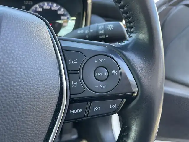 トヨタ クラウン ハイブリッド RS アドバンス 長野県 2018(平30)年 2.8万km ホワイトパールクリスタルシャイン フルセグテレビ/AM/FM/Bluetooth/AUX/USB/バックカメラ/ドアバイザー/ハンドルヒーター/クルーズコントロール/プッシュスタート/バックドアイージークローザー/LEDヘッドライト/ワンオーナー/スペアキー/カードキー/純正18インチAW/パワーウィンドウ/レーンキープアシスト/オートハイビーム/コーナーセンサー/シートヒーター/パワーシート