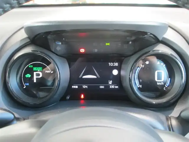 トヨタ ヤリス ハイブリッド Z 千葉県 2023(令5)年 0.1万km アイスピンクメタリック ワンオーナー/純正ディスプレイオーディオ/　【ナビ/USB/BT/AM/FM】/パノラミックビューモニター/LEDヘッドライト/プリクラッシュセーフティ/LTA/RCTA/PKSB/RSA/BSM/クリアランスソナー/レーダークルーズコントロール/前席シートヒーター/ステアリングヒーター/スイッチ付き革巻きステアリング/横滑り防止装置/オートライト/ビルトインETC/スマートキー/新車整備手帳/取扱説明書/ナビ説明書