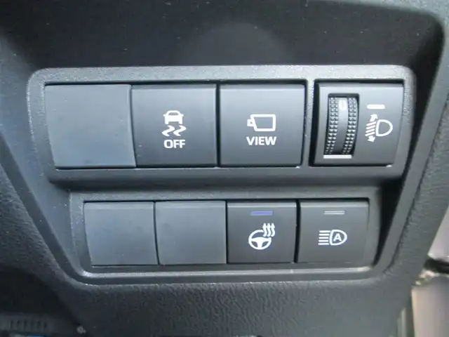 トヨタ ヤリス ハイブリッド Z 千葉県 2023(令5)年 0.1万km アイスピンクメタリック ワンオーナー/純正ディスプレイオーディオ/　【ナビ/USB/BT/AM/FM】/パノラミックビューモニター/LEDヘッドライト/プリクラッシュセーフティ/LTA/RCTA/PKSB/RSA/BSM/クリアランスソナー/レーダークルーズコントロール/前席シートヒーター/ステアリングヒーター/スイッチ付き革巻きステアリング/横滑り防止装置/オートライト/ビルトインETC/スマートキー/新車整備手帳/取扱説明書/ナビ説明書