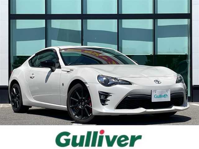 トヨタ ８６ GT リミテッド ブラックPKG 和歌山県 2019(令1)年 6.9万km クリスタルホワイトパール 純正ナビ/フルセグTV/バックカメラ/（CD/BT/MSV)/クルーズコントロール/横滑り防止機能/パドルシフト/純正フロアマット/ハーフレザーシート/シートヒーター/革巻きステアリング/ETC/プッシュスタート/スマートキー/LEDヘッドライト/オートライト