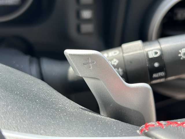 トヨタ ８６ GT リミテッド ブラックPKG 和歌山県 2019(令1)年 6.9万km クリスタルホワイトパール 純正ナビ/フルセグTV/バックカメラ/（CD/BT/MSV)/クルーズコントロール/横滑り防止機能/パドルシフト/純正フロアマット/ハーフレザーシート/シートヒーター/革巻きステアリング/ETC/プッシュスタート/スマートキー/LEDヘッドライト/オートライト