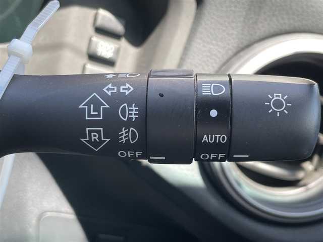 トヨタ ８６ GT リミテッド ブラックPKG 和歌山県 2019(令1)年 6.9万km クリスタルホワイトパール 純正ナビ/フルセグTV/バックカメラ/（CD/BT/MSV)/クルーズコントロール/横滑り防止機能/パドルシフト/純正フロアマット/ハーフレザーシート/シートヒーター/革巻きステアリング/ETC/プッシュスタート/スマートキー/LEDヘッドライト/オートライト