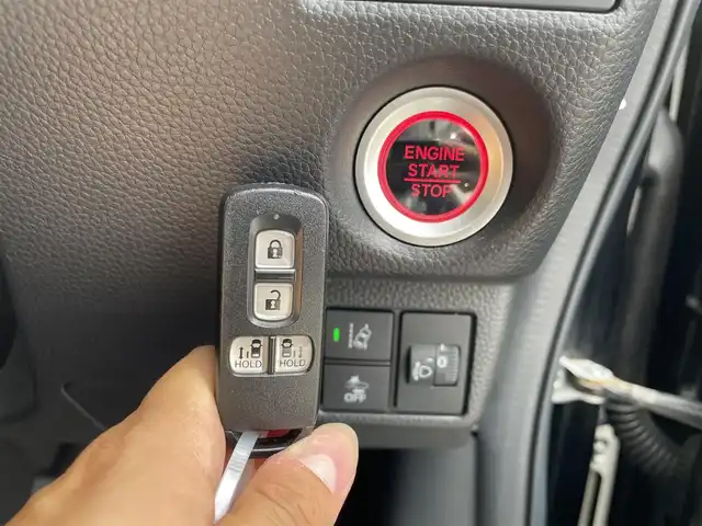 ホンダ Ｎ ＢＯＸ カスタム L ターボ 鹿児島県 2021(令3)年 5.6万km クリスタルブラックパール ホンダセンシング/ターボ/純正メモリナビ/　　CD/DVD/MSV/フルセグTV/バックカメラ/追従機能付きクルーズコントロール/両側パワースライドドア/純正15アルミホイール/LEDオートライト/ロールサンシェード/パドルシフト/プラズマクラスター付きオートエアコン/ハーフレザーシート/シートヒーター/シートバックテーブル/スライドリアシート/充電用USB端子/スマートキー/ETC