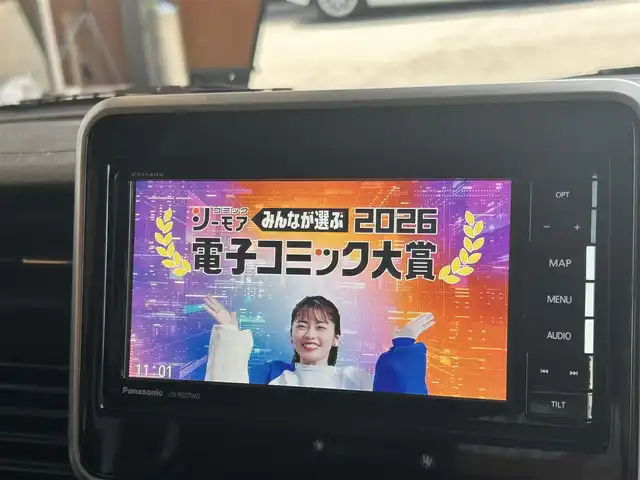 スズキ スペーシア カスタム HYBRID XS 千葉県 2021(令3)年 5.1万km ブルーイッシュブラックパール3 ワンオーナー/社外ナビ/【CD/DVD/BT/フルセグTV】/バックカメラ/クルーズコントロール(追従走行有り)/衝突被害軽減ブレーキ/車線逸脱警報/横滑り防止/両側パワースライドドア/ハーフレザーシート/運転席シートヒーター/コーナー、バックセンサー/ETC/ドライブレコーダー/オートライト/純正LEDライト/フォグランプ/スマートキー/プッシュスタート/アイドリングストップ/純正アルミホイール 15インチ/ドアバイザー/純正フロアマット/スペアキー×1【スマートキー】/新車時整備手帳（保証書）/取扱説明書/記録簿有
