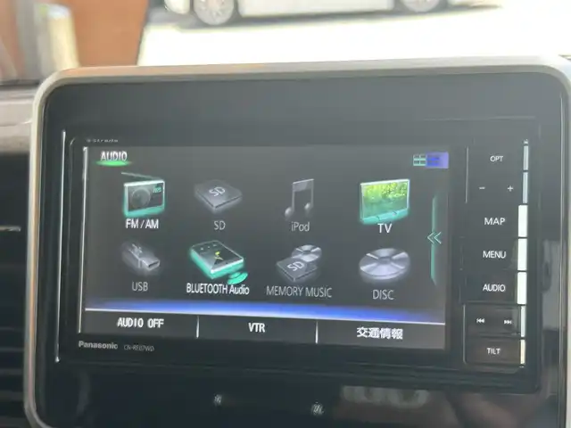 スズキ スペーシア カスタム HYBRID XS 千葉県 2021(令3)年 5.1万km ブルーイッシュブラックパール3 ワンオーナー/社外ナビ/【CD/DVD/BT/フルセグTV】/バックカメラ/クルーズコントロール(追従走行有り)/衝突被害軽減ブレーキ/車線逸脱警報/横滑り防止/両側パワースライドドア/ハーフレザーシート/運転席シートヒーター/コーナー、バックセンサー/ETC/ドライブレコーダー/オートライト/純正LEDライト/フォグランプ/スマートキー/プッシュスタート/アイドリングストップ/純正アルミホイール 15インチ/ドアバイザー/純正フロアマット/スペアキー×1【スマートキー】/新車時整備手帳（保証書）/取扱説明書/記録簿有