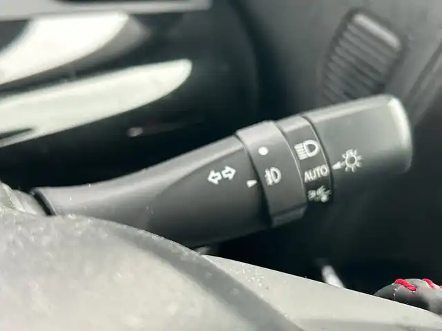 スズキ スペーシア カスタム HYBRID XS 千葉県 2021(令3)年 5.1万km ブルーイッシュブラックパール3 1オーナー ナビCN-RE07WD バックカメラ 両側電動スライドドア ETC ドラレコ クルコン シートヒーター １５インチAW　衝突被害軽減ブレーキ レンアシスト LEDライト バックセンサー/ワンオーナー/社外ナビ/【CD/DVD/BT/フルセグTV】/バックカメラ/クルーズコントロール(追従走行有り)/衝突被害軽減ブレーキ/車線逸脱警報/横滑り防止/両側パワースライドドア/ハーフレザーシート/運転席シートヒーター/コーナー、バックセンサー/ETC/ドライブレコーダー/オートライト/純正LEDライト/フォグランプ/スマートキー/プッシュスタート/アイドリングストップ/純正アルミホイール 15インチ/ドアバイザー/純正フロアマット/スペアキー×1【スマートキー】/新車時整備手帳（保証書）/取扱説明書/記録簿有