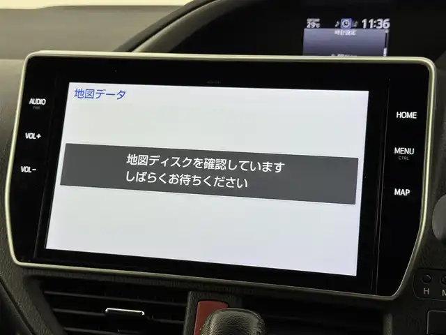 トヨタ ヴォクシー ZS 煌Ⅱ 福岡県 2020(令2)年 7.4万km ブラック 純正１０型ナビ　/バックカメラ　/ビルトインＥＴＣ　/前後ドラレコ　/クルコン　/コーナーセンサー　/衝突軽減ブレーキ　/レーンキープ　/アクセル踏み間違い防止　/両側電動スライドドア　/純正１６インチＡＷ　/ＬＥＤライト