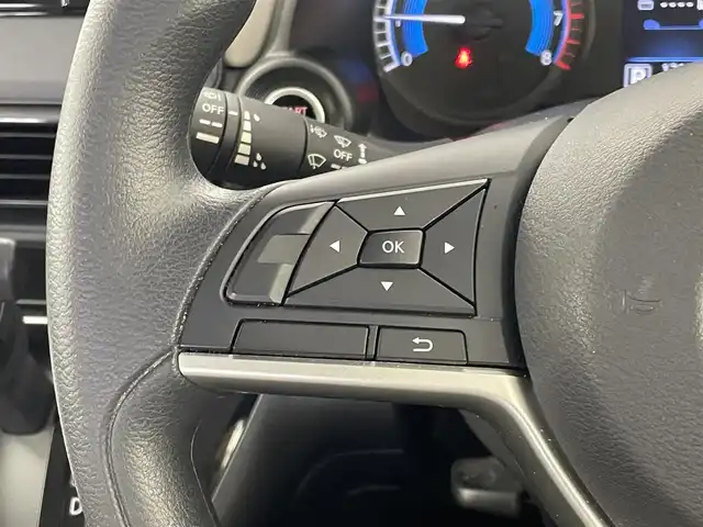日産 デイズ X 埼玉県 2021(令3)年 1.3万km スパークリングレッドM 社外ナビ　バックカメラ　ＥＴＣ　ドライブレコーダー　エマージェンシーブレーキ　ステアリングスイッチ　プッシュスタート　スマートキー　純正アルミホイール　オートライト　Ｂｌｕｅｔｏｏｔｈ