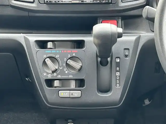 ダイハツ ミラ イース L SAⅢ 福島県 2020(令2)年 1.9万km ホワイト スマートアシストIII/衝突回避支援ブレーキ機能/衝突警報機能/車線逸脱警報機能/誤発進抑制制御機能/先行車発進お知らせ機能/社外ナビゲーション/型番：AVIC-RZ003/【SD/BT】/ドライブレコーダー/アイドリングストップ/フロアマット/ドアバイザー