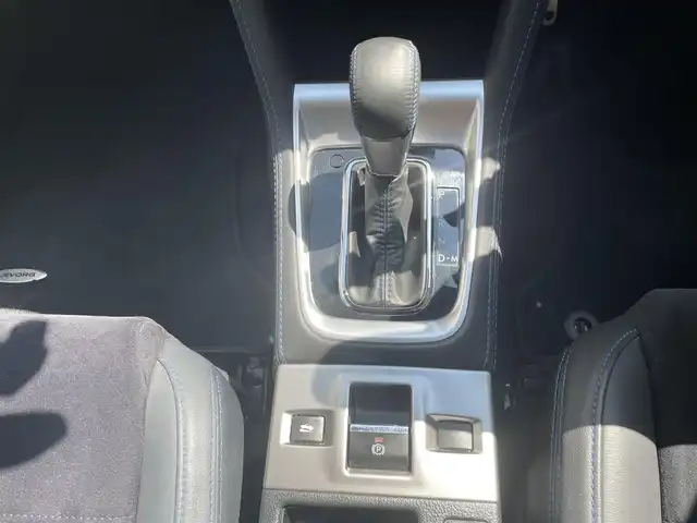 スバル レヴォーグ 2．0GT－S アイサイト 兵庫県 2015(平27)年 8.4万km スティールブルーグレーM (株)IDOMが運営する【じしゃロン西宮店】の自社ローン専用車両になります。こちらは現金またはオートローンご利用時の価格です。自社ローンご希望の方は別途その旨お申付け下さい/＊ETC/＊バックカメラ/＊USBあり/＊クルーズコントロールあり/＊ドラレコ/＊パワーシート/＊横滑り防止装置/＊レーンキープアシスト/＊盗難防止装置/＊オートライト/＊ダウンヒルアシストコントロール/＊LEDライト