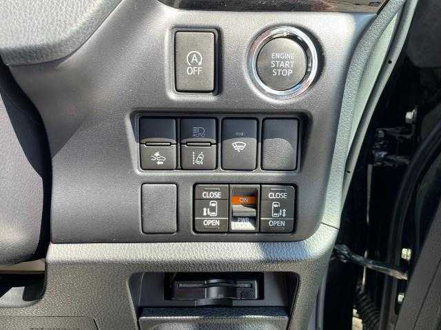 トヨタ ヴォクシー ZS 煌Ⅲ 岩手県 2020(令2)年 2.4万km ブラック 社外ＳＤナビ　フルセグＴＶ／ＣＤ／ＤＶＤ／Ｂｌｕｅｔｏｏｔｈ　/バックカメラ/ＥＴＣ/両側パワースライドドア　/寒冷地仕様　/クルーズコントロール　/前後ドライブレコーダー/４ＷＤ　/ハーフレザーシート