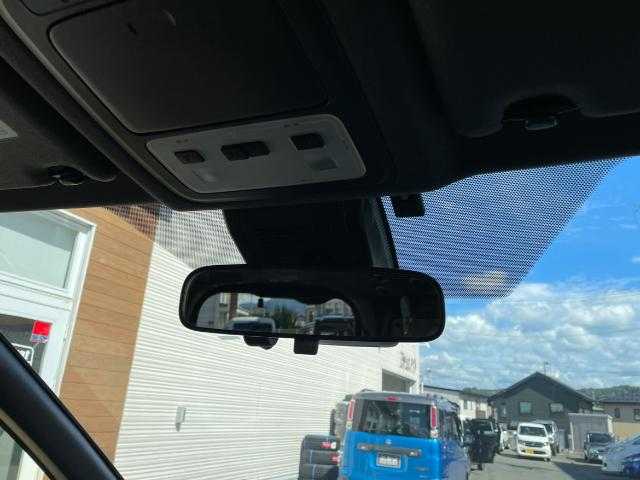 トヨタ ヴォクシー ZS 煌Ⅲ 岩手県 2020(令2)年 2.4万km ブラック 社外ＳＤナビ　フルセグＴＶ／ＣＤ／ＤＶＤ／Ｂｌｕｅｔｏｏｔｈ　/バックカメラ/ＥＴＣ/両側パワースライドドア　/寒冷地仕様　/クルーズコントロール　/前後ドライブレコーダー/４ＷＤ　/ハーフレザーシート